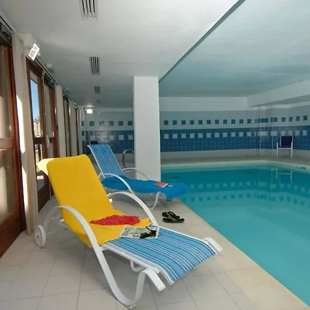 Orcieres Appartement Au Pied Des Pistes Avec Piscine Exterior photo