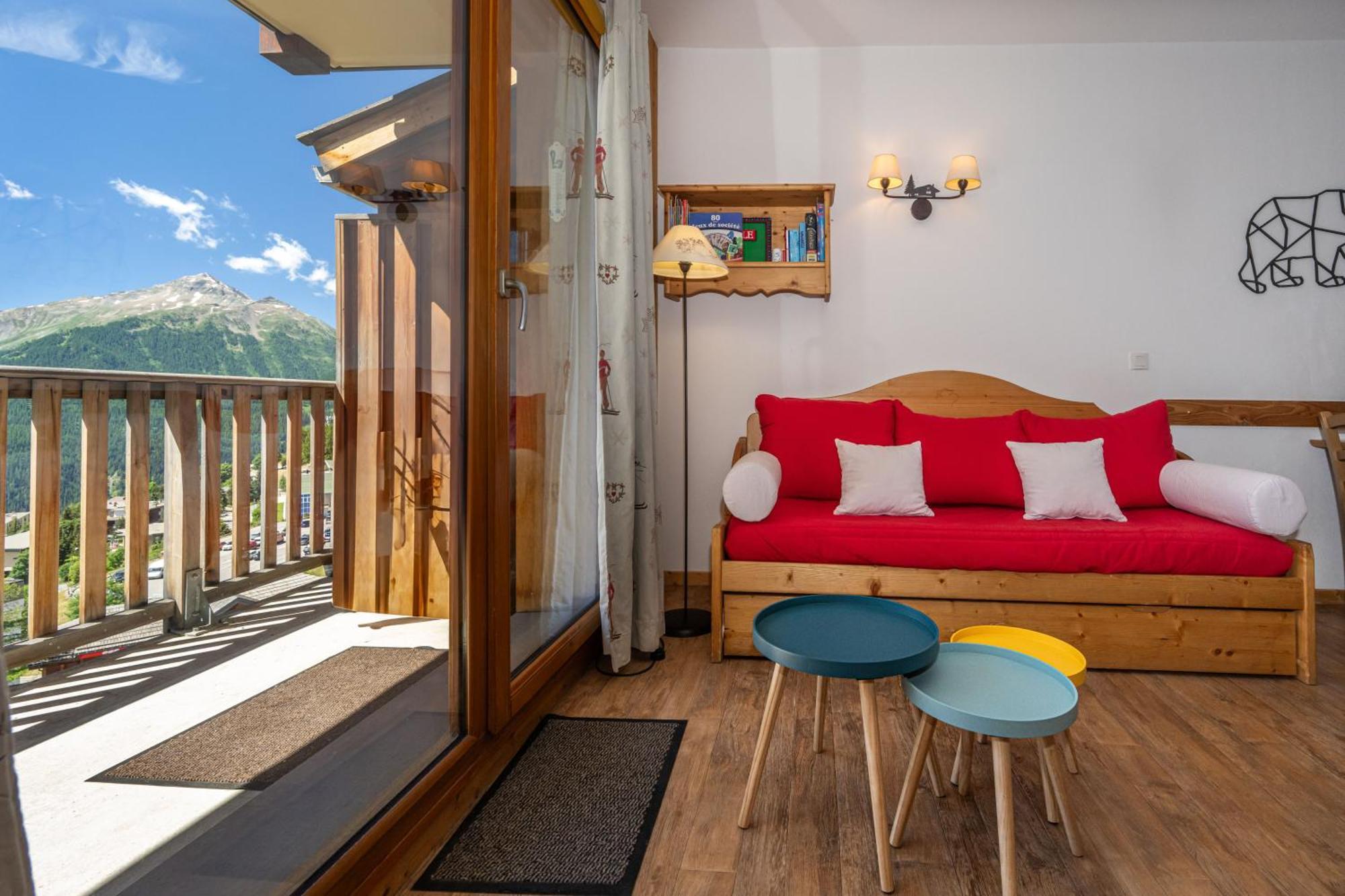 Au Pied Des Pistes Avec Piscine